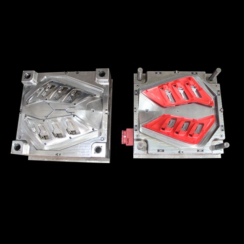 tail lamp mould manufacturer
