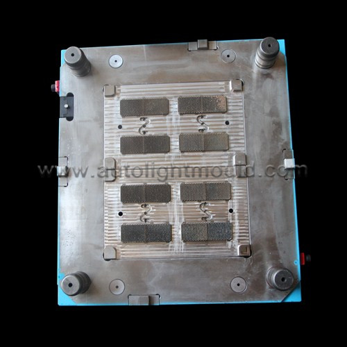 Bicycle oval T reflector mold