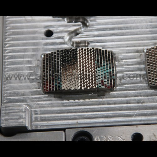 front reflector reflex mold