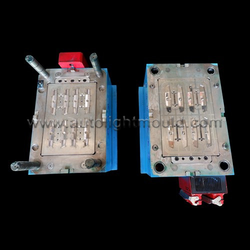 front wheel reflector mold