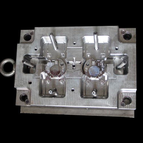 automotive light mould manufacture