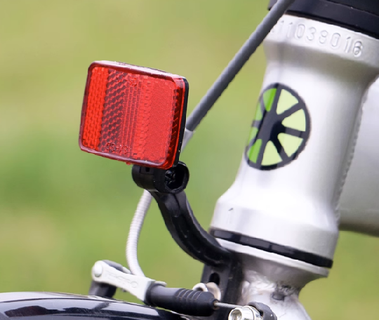 Bicycle front reflector mold