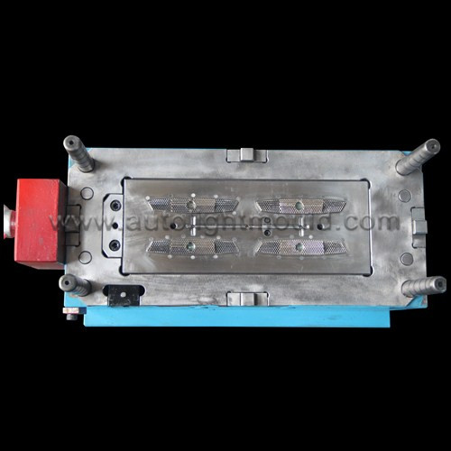 front wheel reflector mold