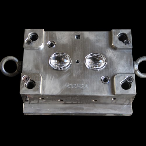 fog light lens mould manufacturer