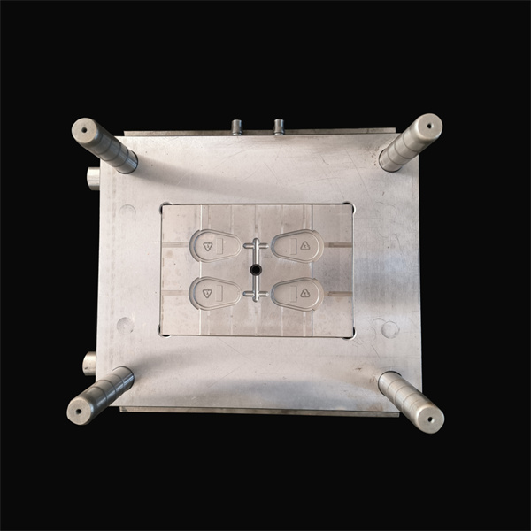 Car windshield plastic mold
