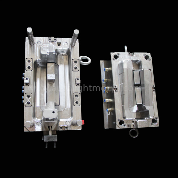 car center console mold maker