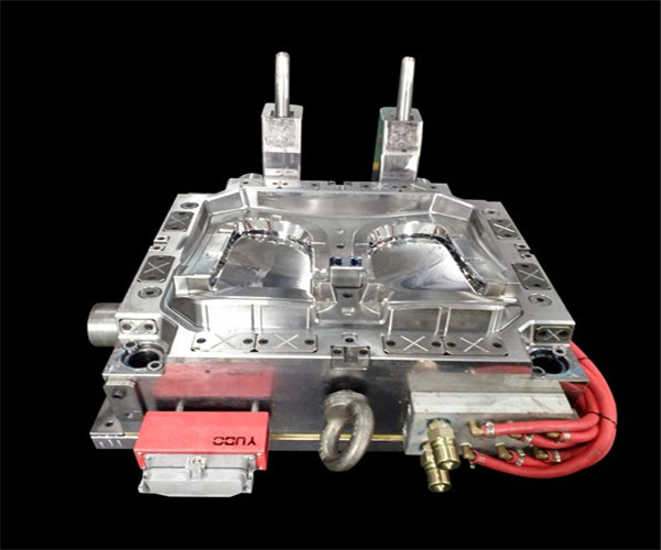 Automotive Car Frontlight mold manufacturer