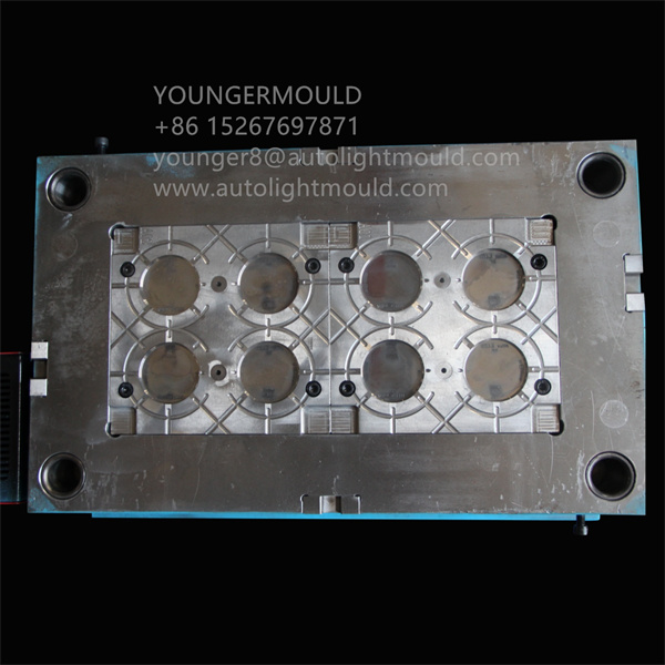 reflector mold