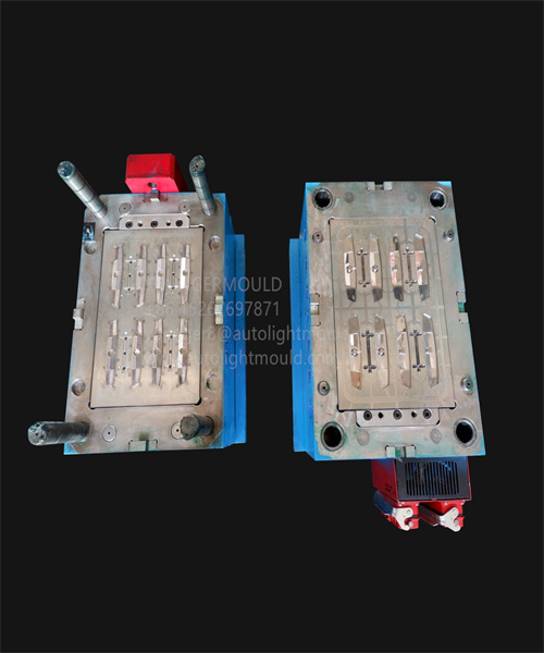 bike reflector mold