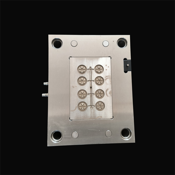 Car windshield plastic mold