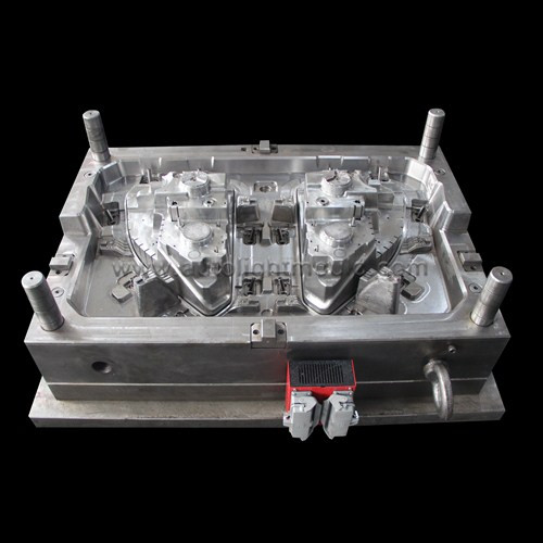 car headlamp mould manufacturer