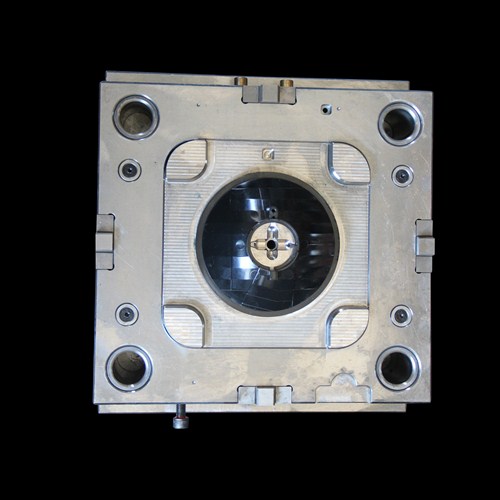 Pc reflector mold manufacturer