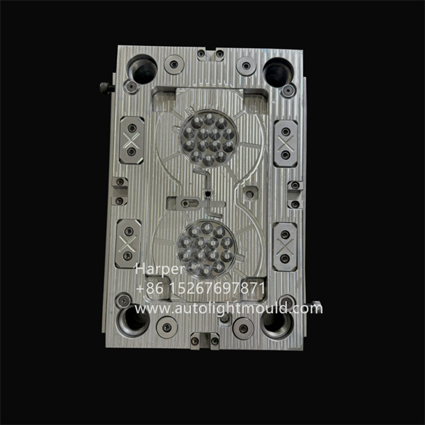 head lamp mold
