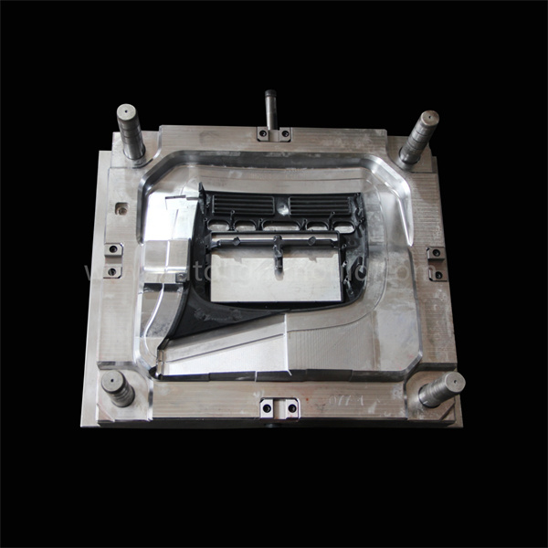 car center panel mold supplier