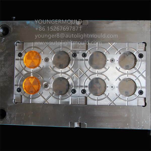 reflector mold