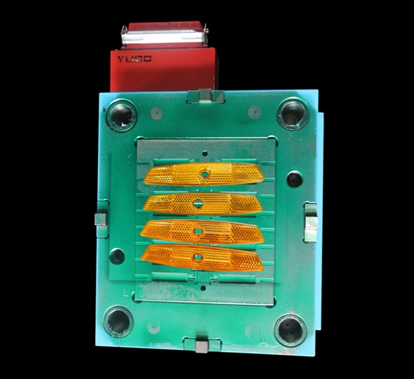 Mould for Bicycle Pedal Reflector 