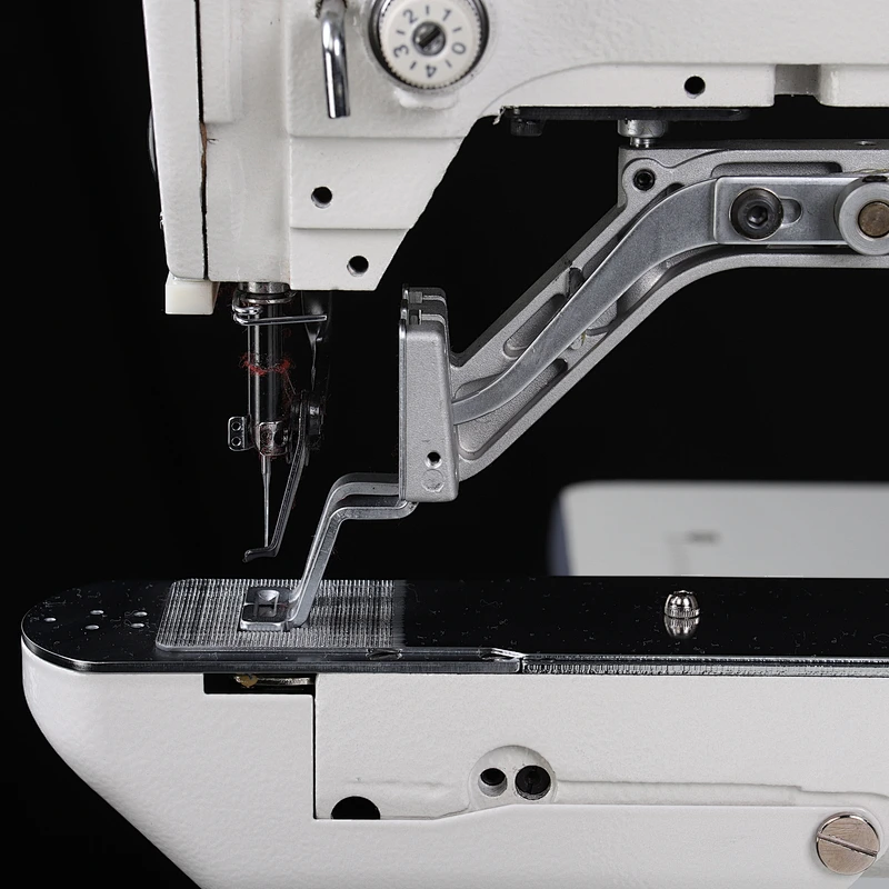 KL-430D Electronic Bar Tacking Jeans Sewing Machine For Heavy Duty Fabrics