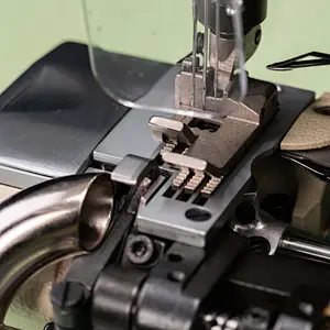 KL-720T-356-EWT-L600 Small Cylinder-bed Interlock Sewing Machine With Auto Pneumatic Trimmer & Thread Wiper