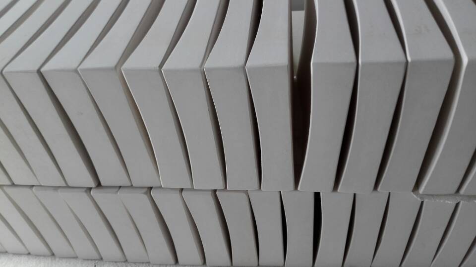 refractory brick for bending car side mirror
