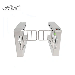 SUS304 Waterproof High Speed Swing Barrier Optional Access Control Turnstile Swing Barrier Gate Single Pole Swing Barrier Gate