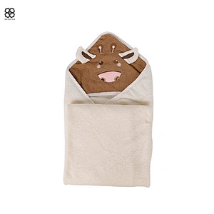 OEM custom adorable animal patterns super soft children shower towel hooded towel