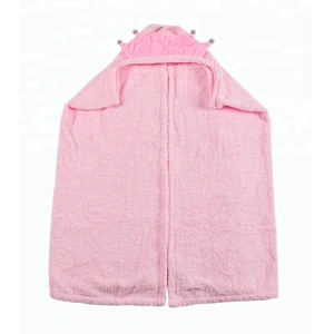 Best sell personalised pinky luxury cotton hooded towel baby
