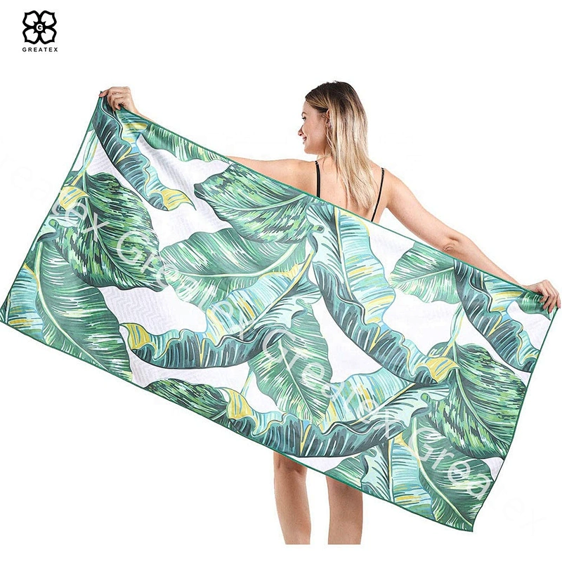 Popoluar customized printing rectangular microfiber towel beach