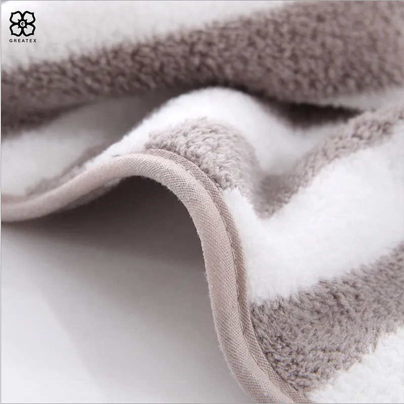 Premium high quality high absorbency fleece stripe bath towel wholesale