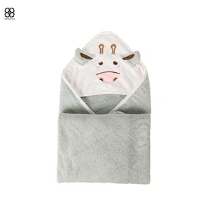 Chinese suppliers skin-friendly funny cartoon pattern children bathrobe washcloth towel