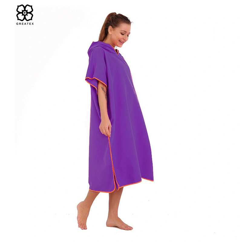 Chinese suppliers offer personalized custom logo surfing hooded poncho robe