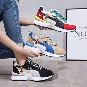 Stylish Wholesale Athletic Men Sports Sneakers