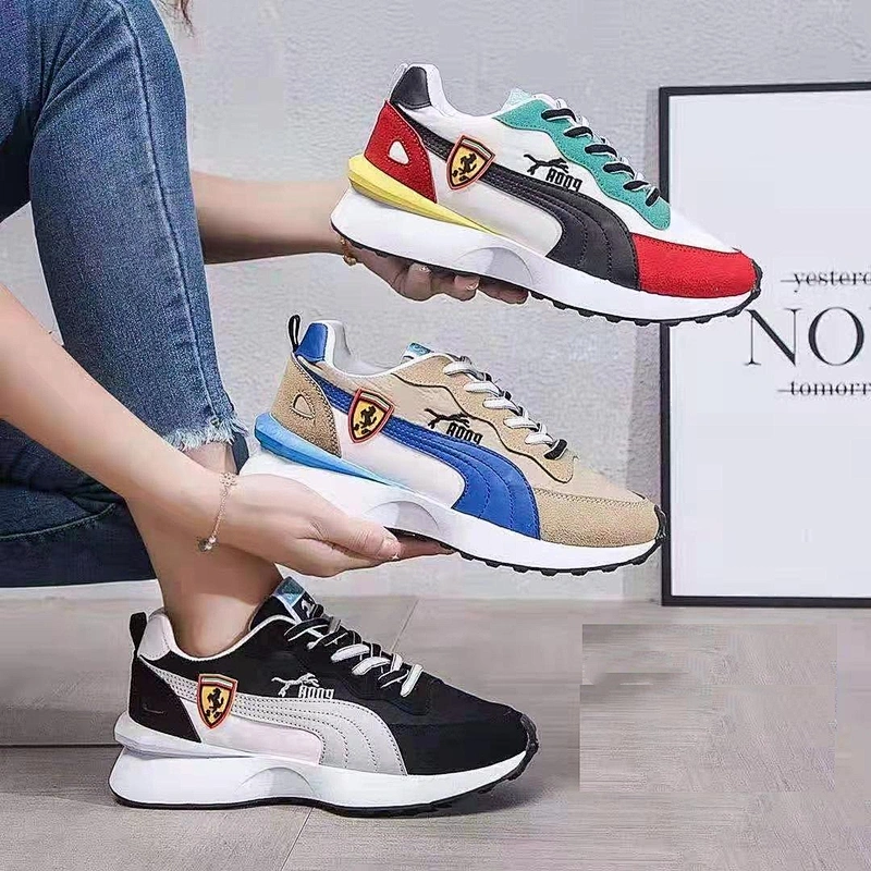 Stylish Wholesale Athletic Men Sports Sneakers