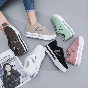 Special Designed Sneaker Light Comfortable Walking Shoes