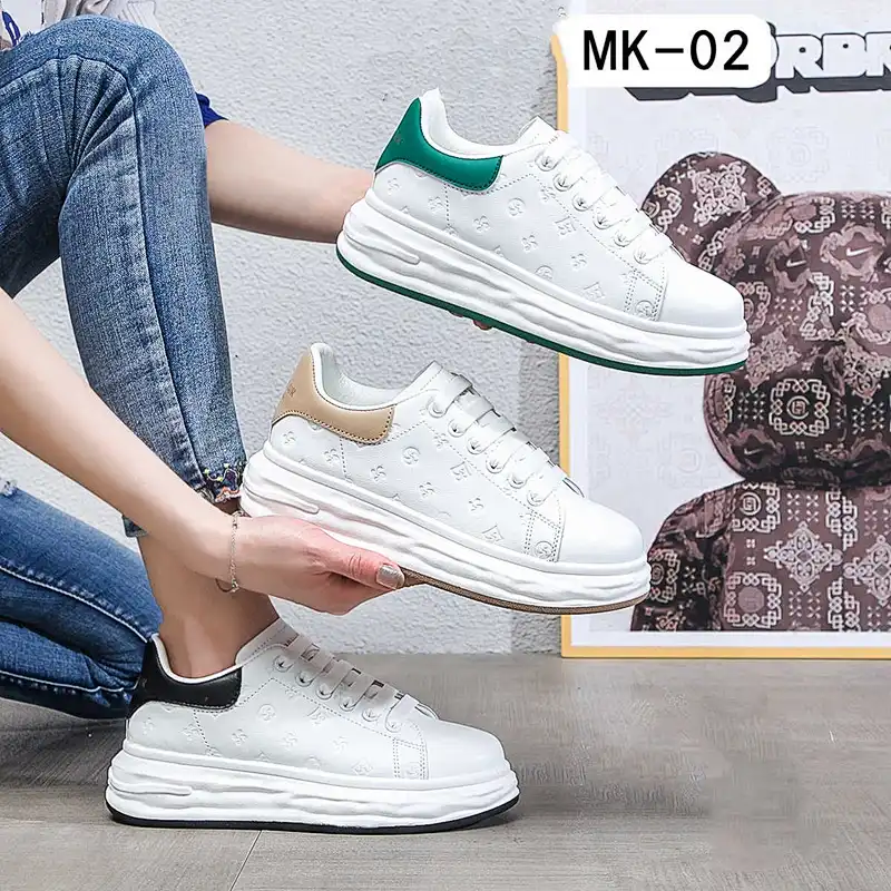 New Women Sneaker