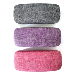 CASE 003  A stylish yet generous style of minimalism spectacles case