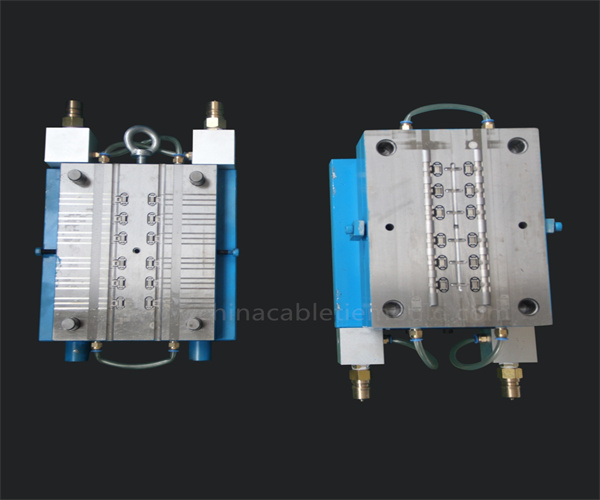 auto cable clips mold