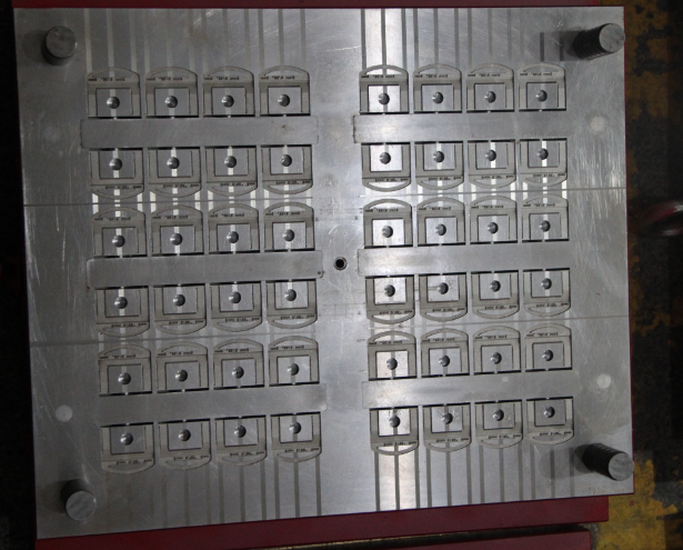tile leveling system mold