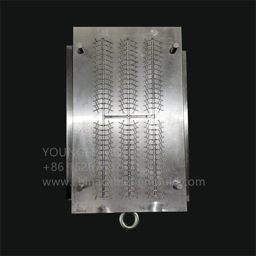 wall plug mold maker