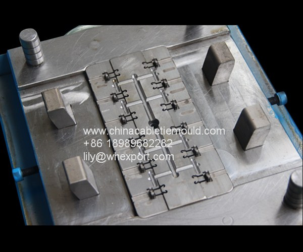 integrated furr tree cable tie mould