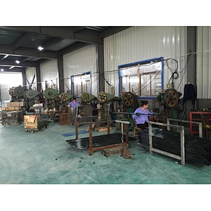 Portable Metal Retractable Traffic Road Safety Fencing Barricade Powder Coated with Removable Castors