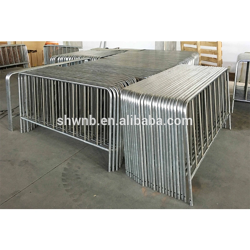 Manufacture Loose Leg Safety & Pedestrian Galvanized Heavy Duty Crowd Crowd Barriers for use individually or linked together
