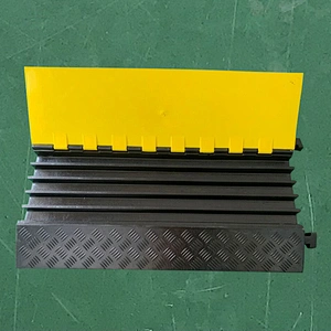 Heavy Duty Outdoor 5 Channel  Rubber Cable Ramp Protective Cover