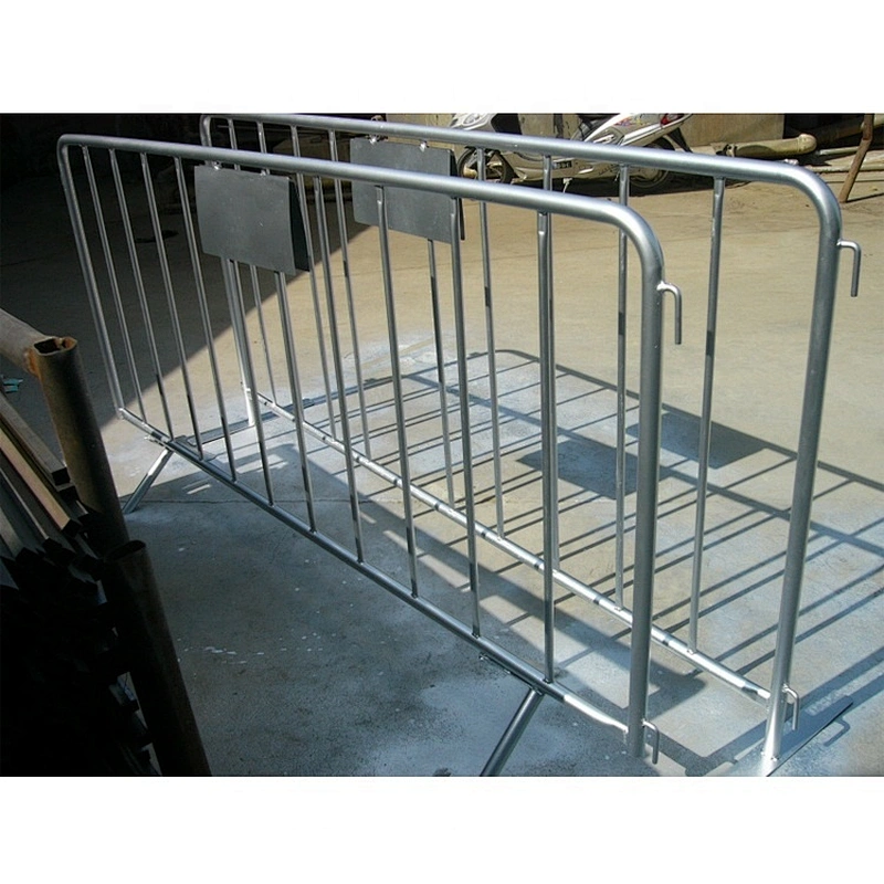 Portable Road Work Pre-galvanized Crowd Control Barrier With Bridge Feet Safety Traffic Barrier