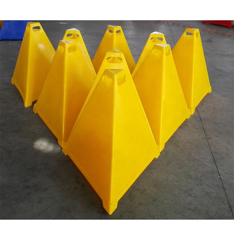 PE 900mm Red Pyramid Cone Crowd Control Cone For Worksite Safety Cone