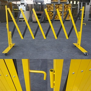 Portable Metal Retractable Traffic Road Safety Fencing Barricade Powder Coated with Removable Castors