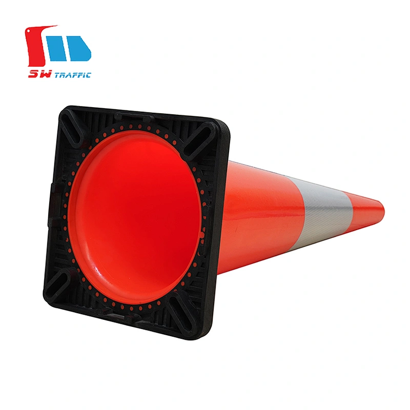 Hot Saling 700mm Orange Traffic Cone With High Intense Grade Reflective And Black Base Red Traffic Cone