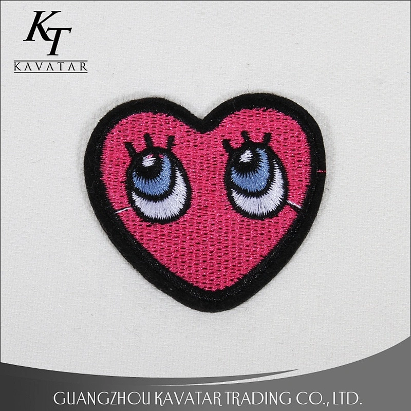 Kavatar Heart Eye Shape Custom Mini Patches Chenille For Garment