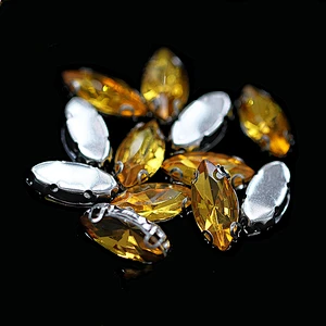 Wholesales bulk loose crystal acrylic rhinestones with claw for garment accessories