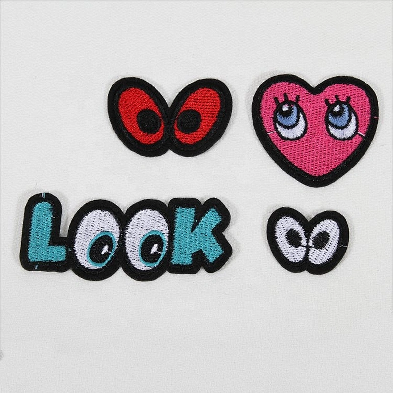 Kavatar Heart Eye Shape Custom Mini Patches Chenille For Garment