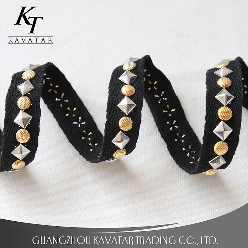Wholesale pyramid shape stud lace studded trim ribbon